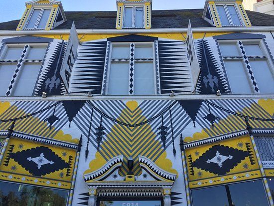 Craft and Folk Art Museum